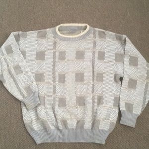Metropolitan lightly used cotton sweater